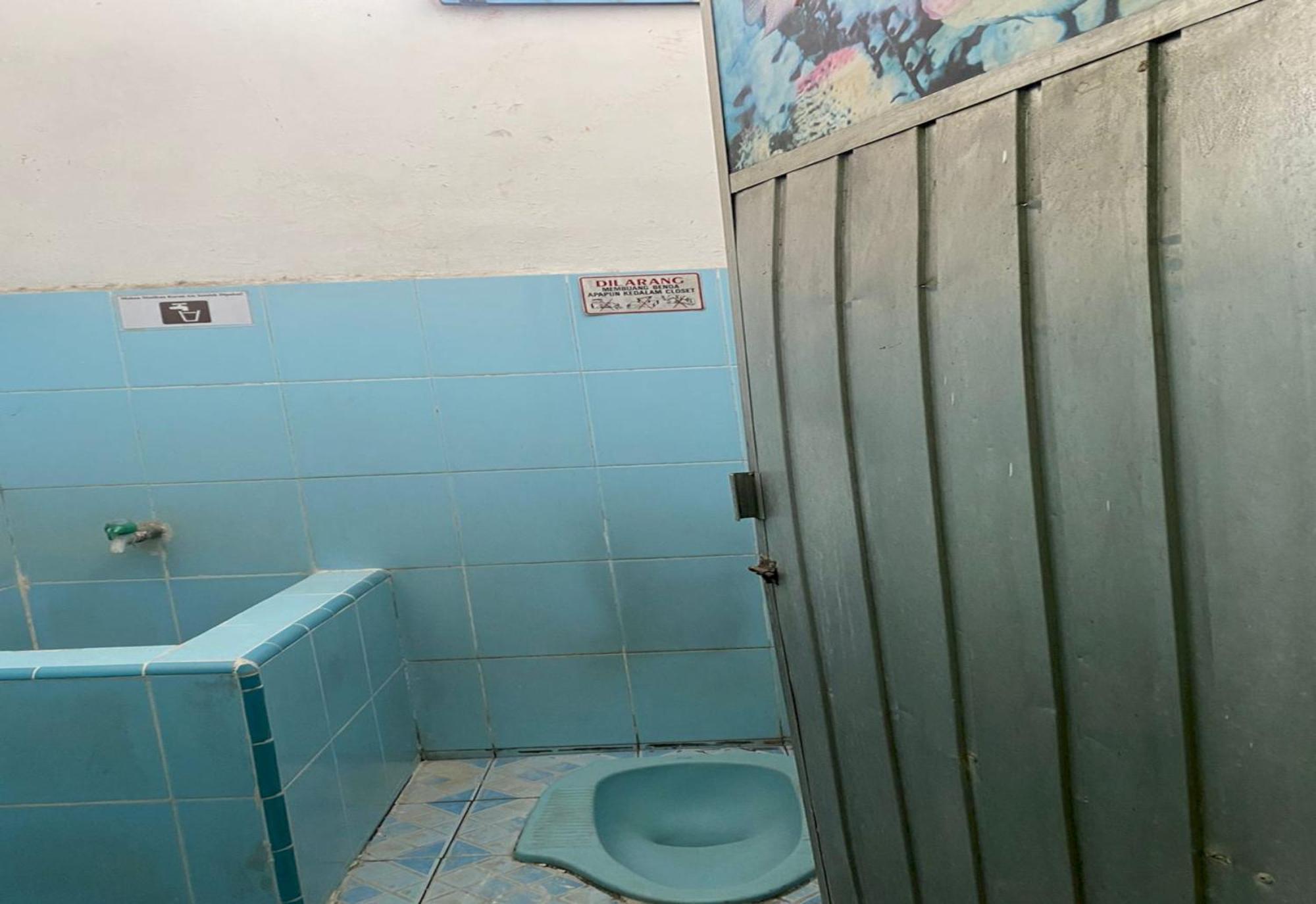 Hotel Spot On 94166 Kost Bunda Syariah Bekasi Esterno foto