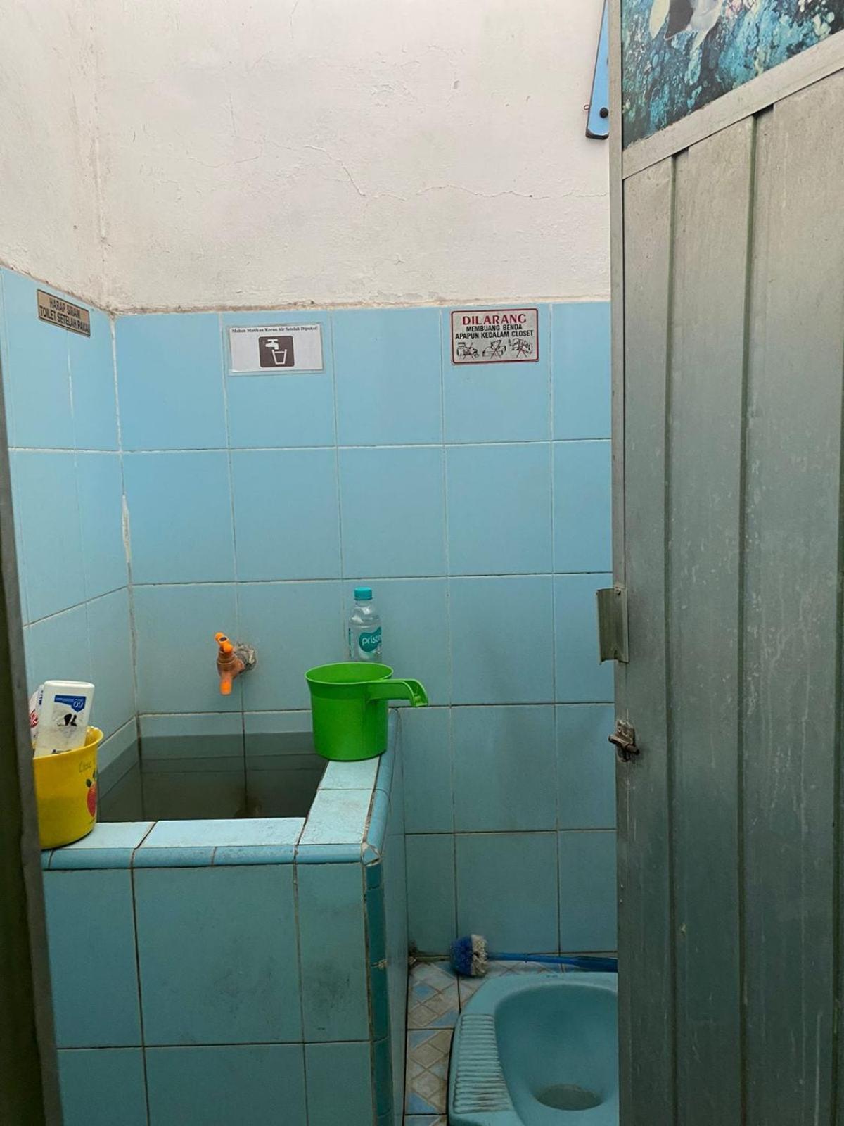 Hotel Spot On 94166 Kost Bunda Syariah Bekasi Esterno foto