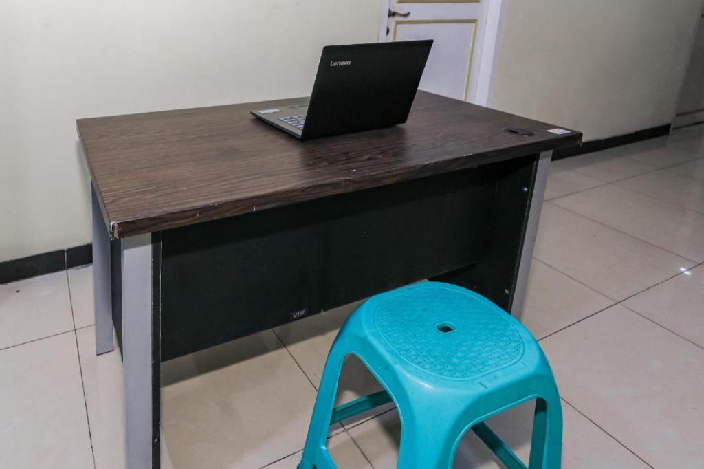 Hotel Spot On 94166 Kost Bunda Syariah Bekasi Esterno foto